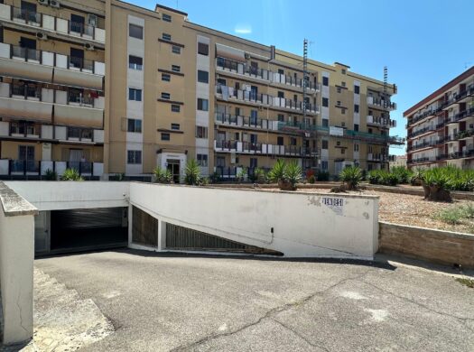 Box Auto Rione Paradiso